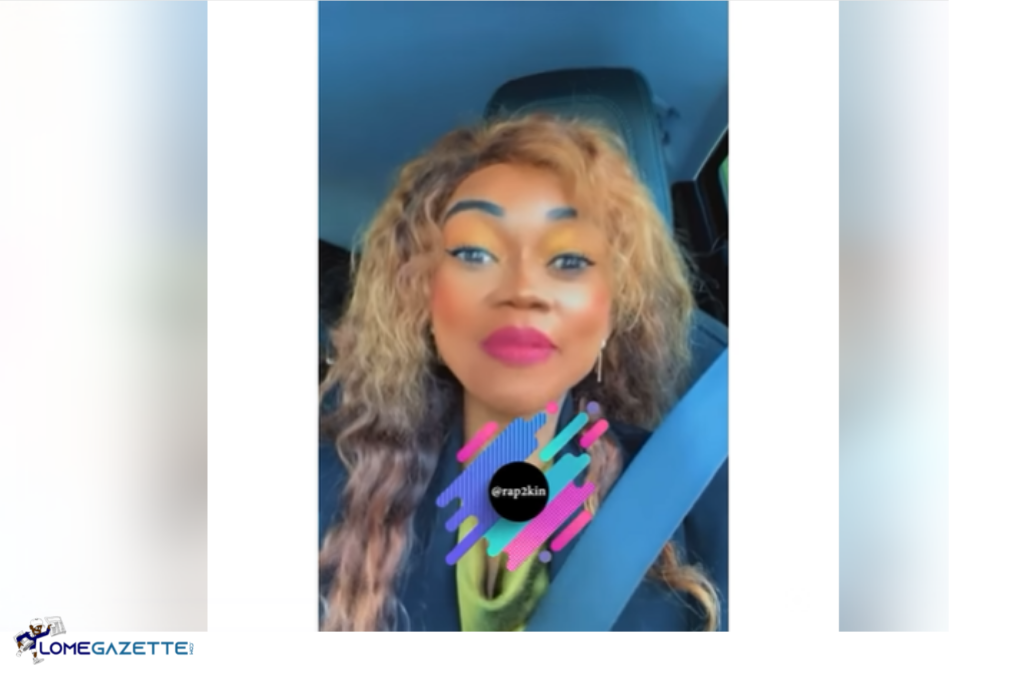 Porta Potty Cette congolaise accepte de manger du « caca » pour 50.